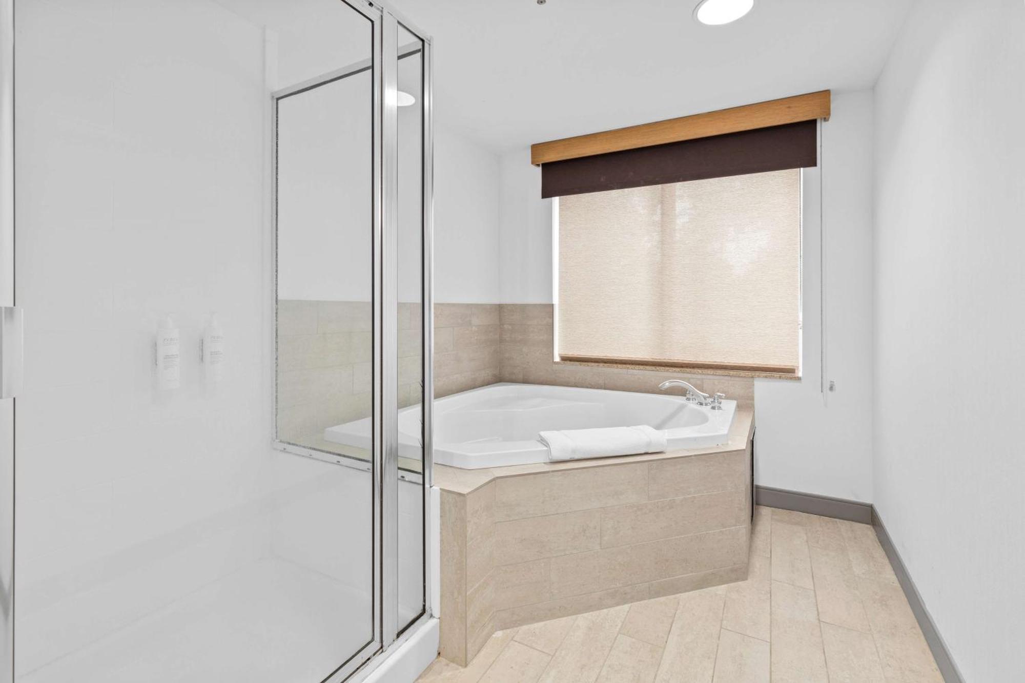 Hilton Garden Inn Syracuse East Syracuse Extérieur photo